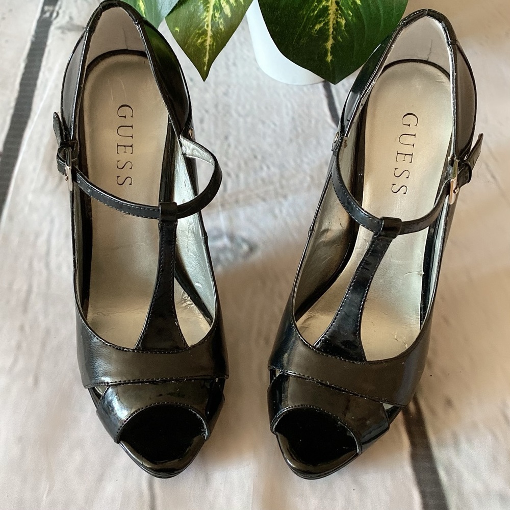 Guess Tango Strappy Heels Peep Toe - Black - Size 8M